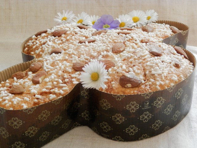 Colomba pasquale