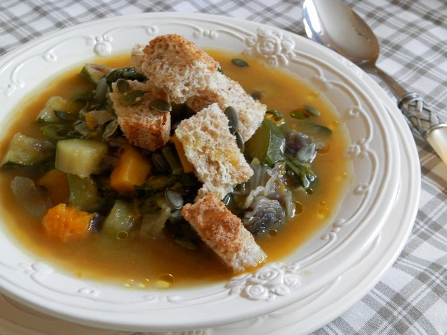 Zuppa di bieta zucchine e zucca