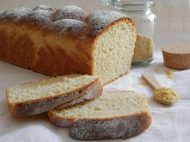 Treccia dolce al cocco e limone