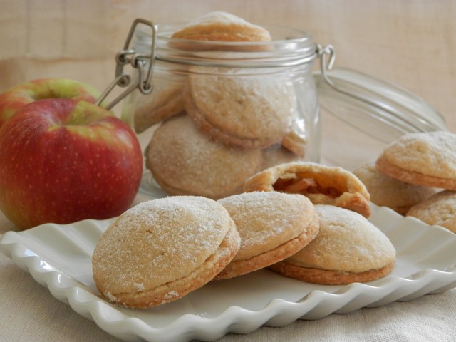 Biscotti cuor di mela