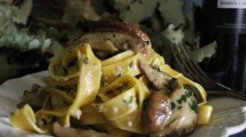 Tagliatelle ai porcini con crema di gambi