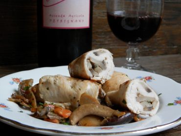 Involtini di pollo ripieni di funghi