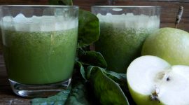 Estratto di kiwi spinaci e mela verde