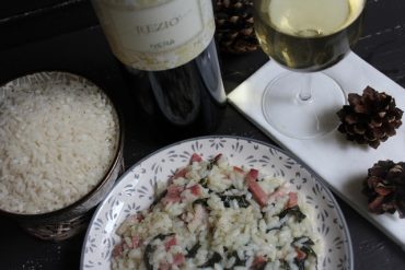 Risotto al cavolo nero e speck sfumato con Rezio – Terrazze Retiche di Sondrio Bianco I.G.T.