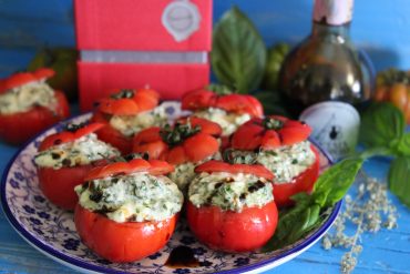 Pomodorini ripieni di stracciatella alle erbe aromatiche con ABTM D.O.P.