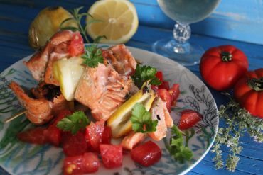 Spiedini di trota salmonata profumati al limone