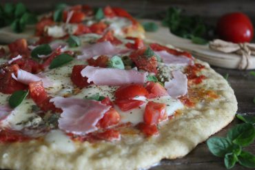 Pizza in padella – senza lievito di birra e senza forno