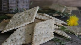 Cracker con semi di chia e farina di riso