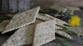 Cracker con semi di chia e farina di riso