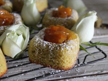 Ciambelline soffici al pistacchio e limoncello